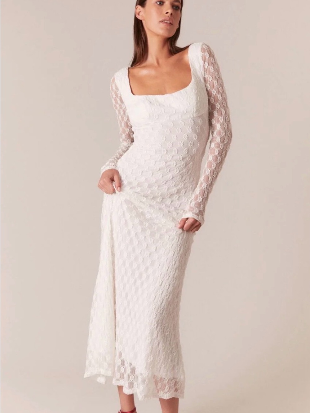 Bardot Elegant White Lace Long-Sleeve Midi Dress